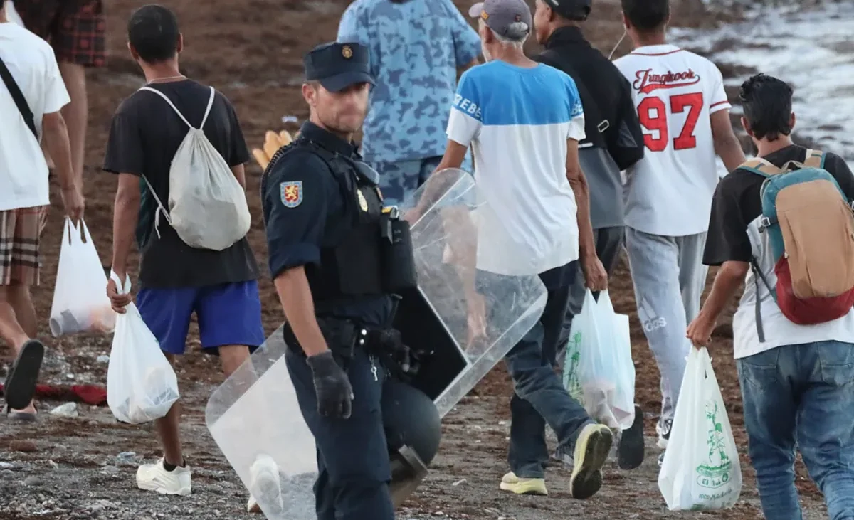 Los militares temen más emboscadas de inmigrantes en Ceuta y piden ser agentes de la autoridad