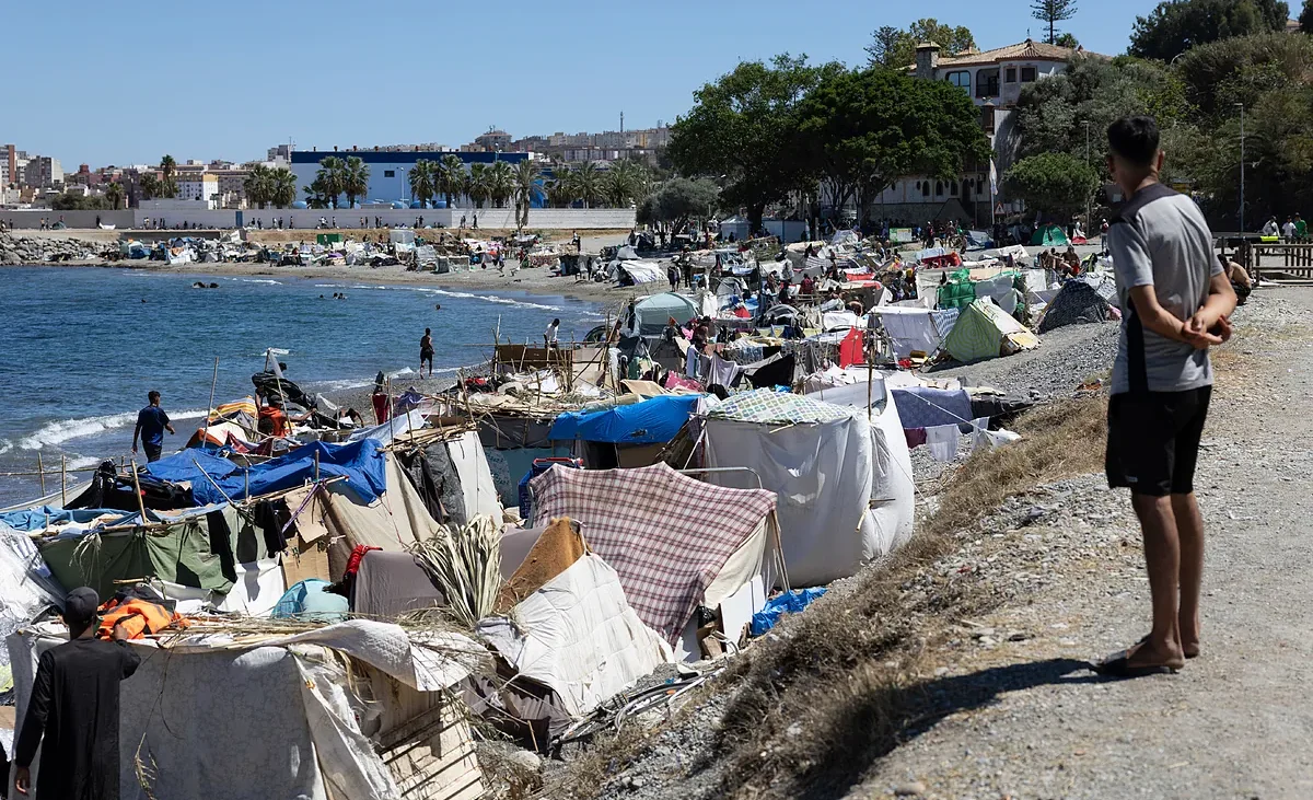 El PSOE instruye a sus cargos para que no participen en las protestas por la gestión en Ceuta y acusa al PP de «manipular esta crisis humanitaria»