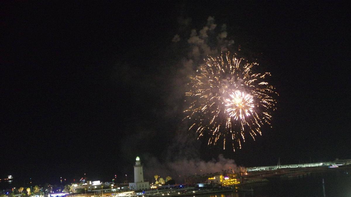 Málaga enciende su cielo para vivir la Feria – La Opinión de Málaga