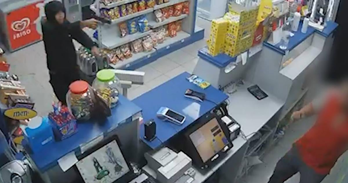 Detienen a tres jóvenes, dos de ellos menores de edad, por atracar tres veces la misma gasolinera en Murcia – ABC