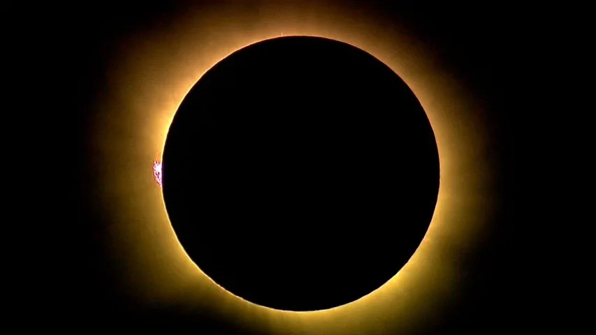El eclipse se ve de manera desigual en Asturias – rtpa.es