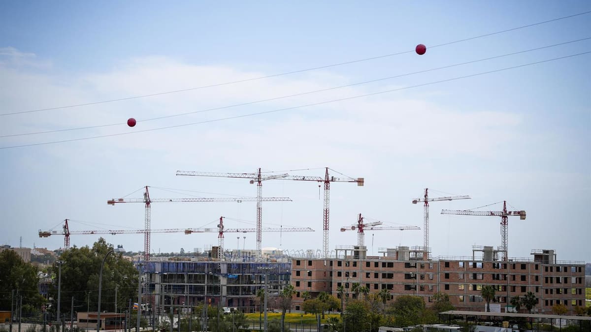 Málaga se vuelve inalcanzable: comprar una casa ya cuesta 4.631 euros el metro cuadrado según el sector – Cadena SER