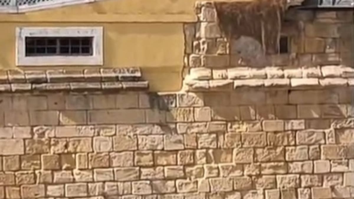 Un hombre se lanza al río Segura para evitar una identificación policial en Murcia – Cadena SER