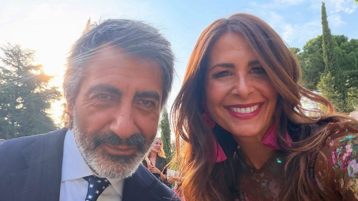 Nuria Roca vuelve a su Valencia natal y comparte una emotiva imagen junto a sus padres, separados desde hace 51 años y muy bien avenidos – HOLA
