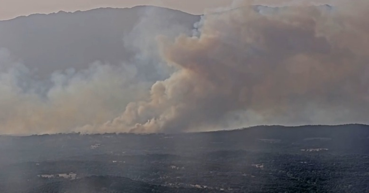 Castilla y León apunta a un posible origen intencionado en los nuevos rebrotes del incendio de Ávila – El Debate