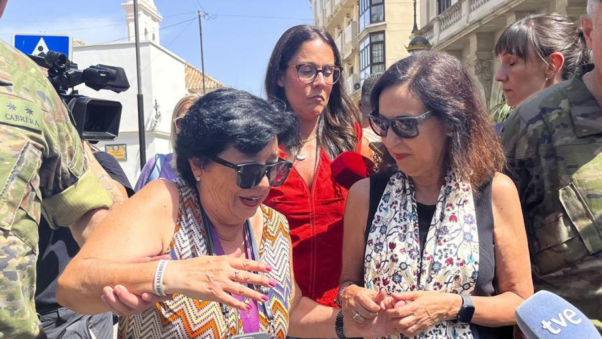 Robles advierte a Marruecos: “Ceuta y Melilla no se tocan. Son españolísimas” – La Vanguardia