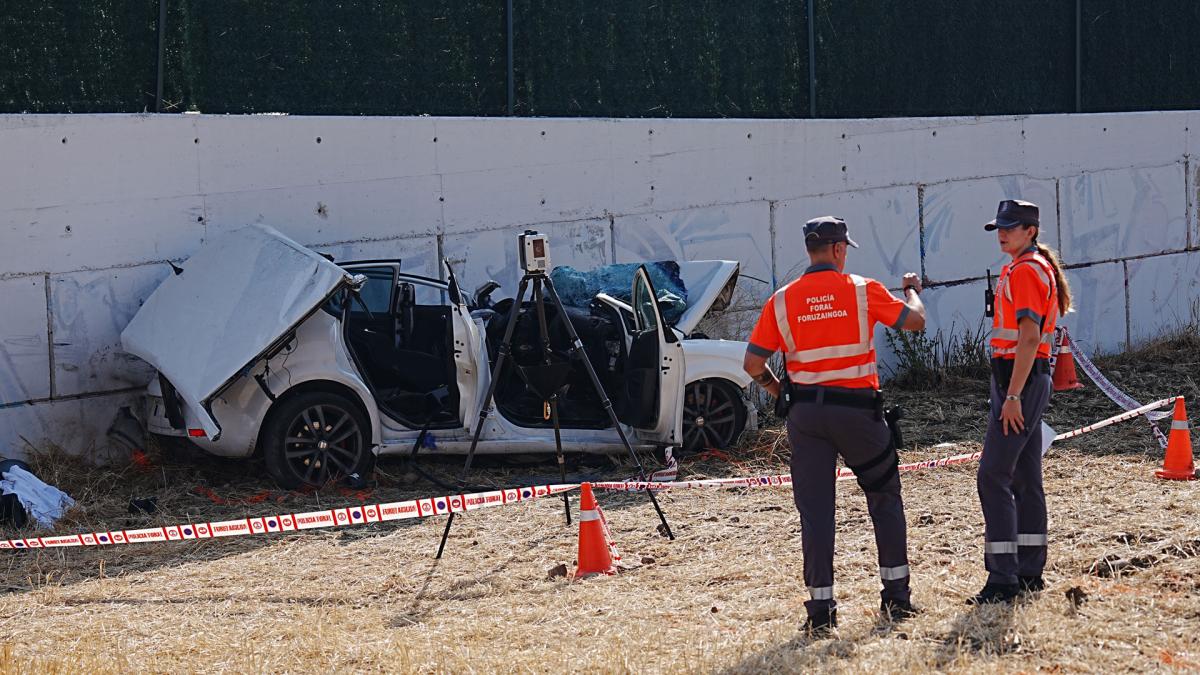 Dos fallecidos de 38 y 23 años, y otro de 24, herido muy grave tras un accidente vial en Beriáin – Diario de Navarra