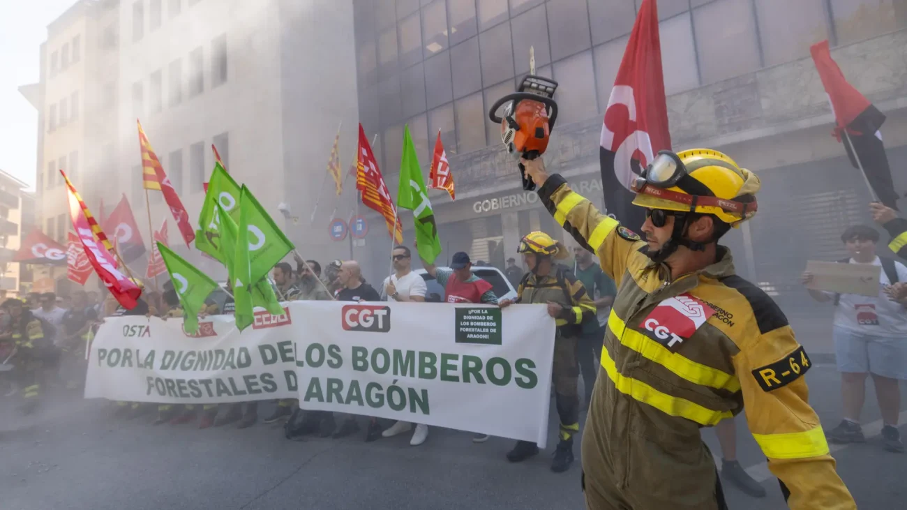 Los bomberos forestales de Aragón van este martes a la huelga, pero mantendrán sus turnos – heraldo.es