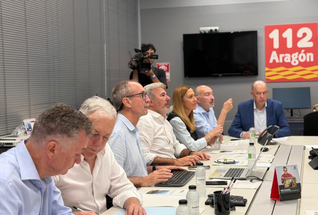 El incendio de Las Peñas de Riglos evoluciona favorablemente y el Gobierno de Aragón trabaja para acelerar la vuelta de los desalojados a sus casas – aragonhoy.es