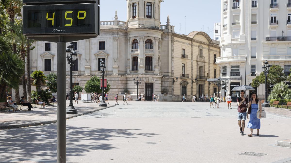 Valencia se abrasa con 44 grados – La Vanguardia