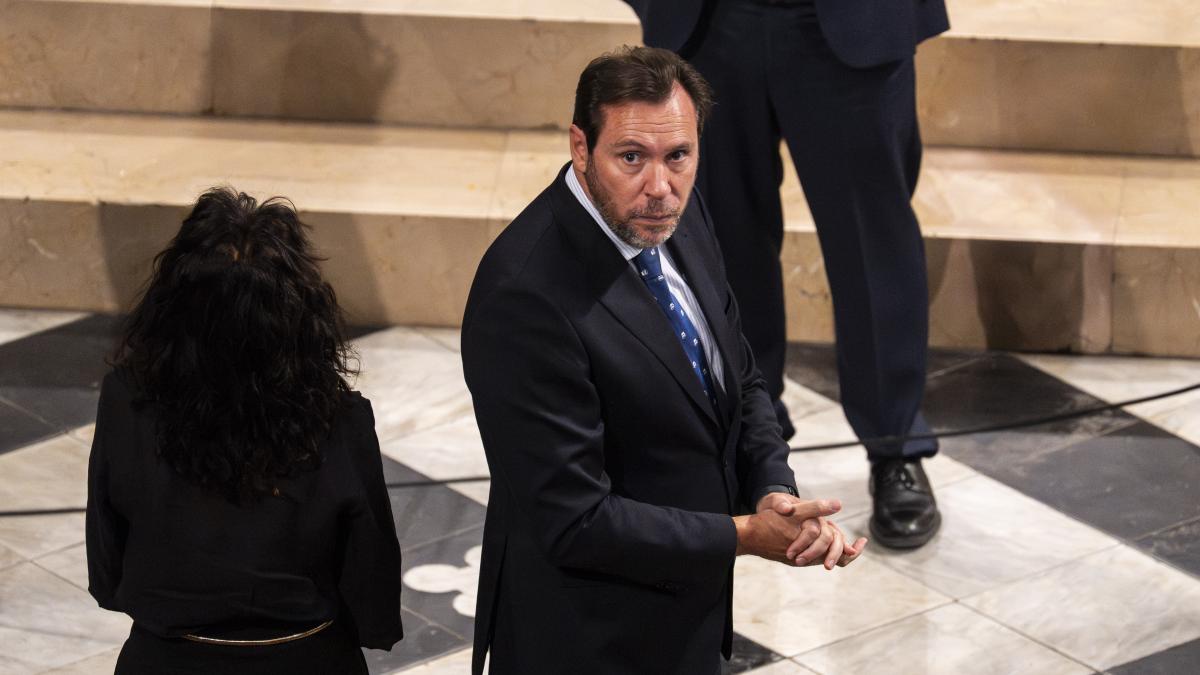 Óscar Puente, dispuesto a ceder Cercanías a Madrid y Andalucía – La Vanguardia
