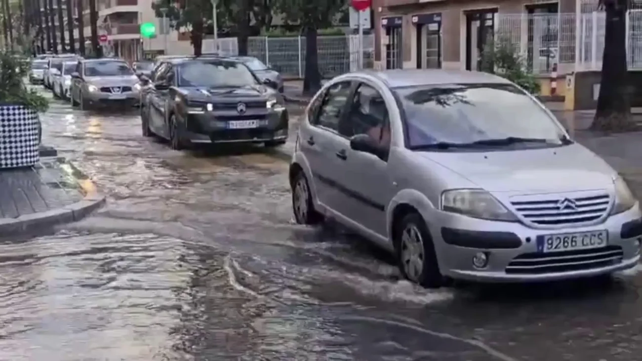 Vídeo: Vídeo | La lluvia y el fuerte viento causan pequeñas inundaciones en Cataluña – heraldo.es