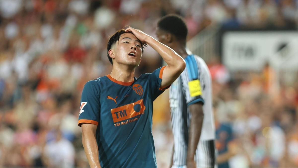 El Valencia CF lleva 40 días sin fichar en pleno mercado – Superdeporte