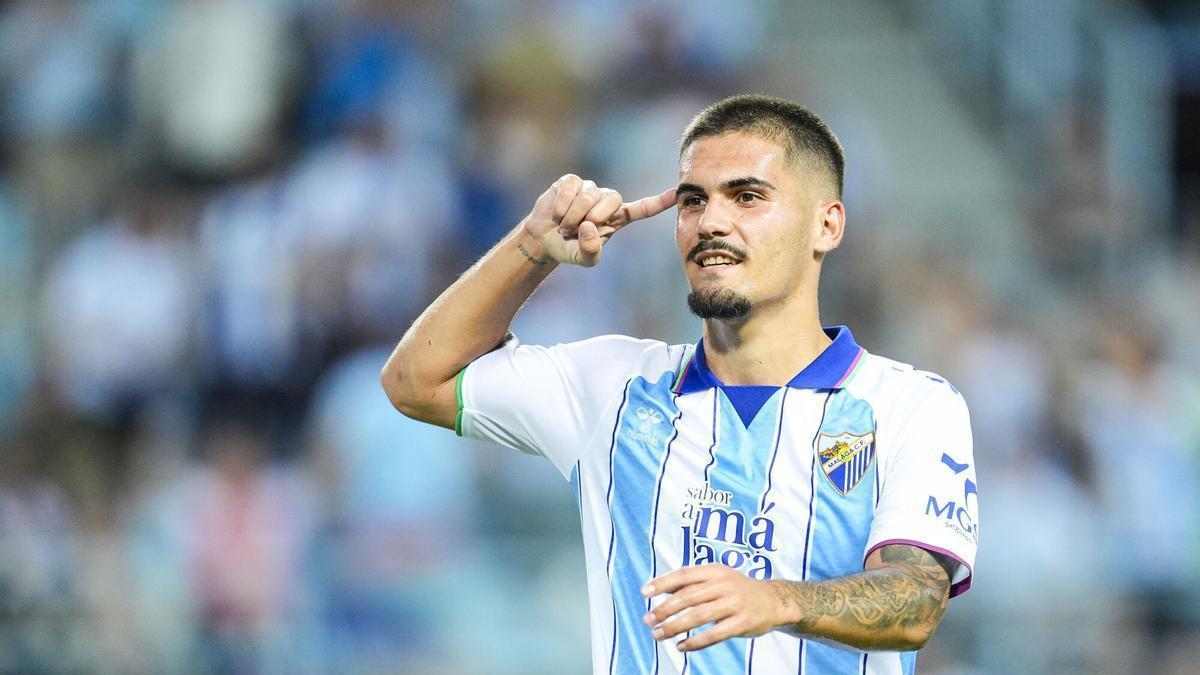 El Málaga CF se lleva el Costa del Sol tras la retirada del Fulham y el espectáculo de Arbeloa (2-2) – La Opinión de Málaga