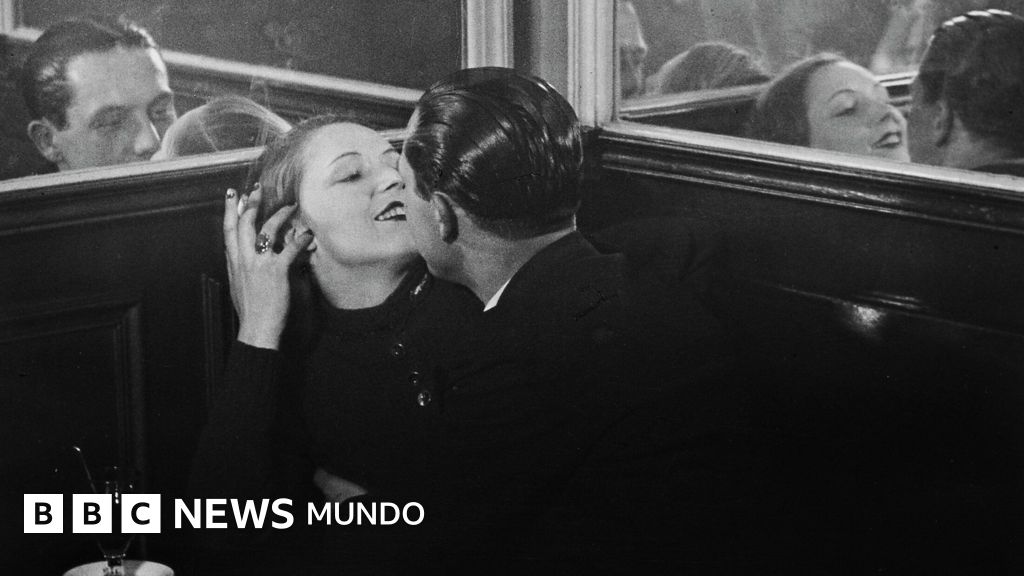 «Cuando nada era tabú»: 10 imágenes íntimas de una París perdida y decadente de la década de 1930