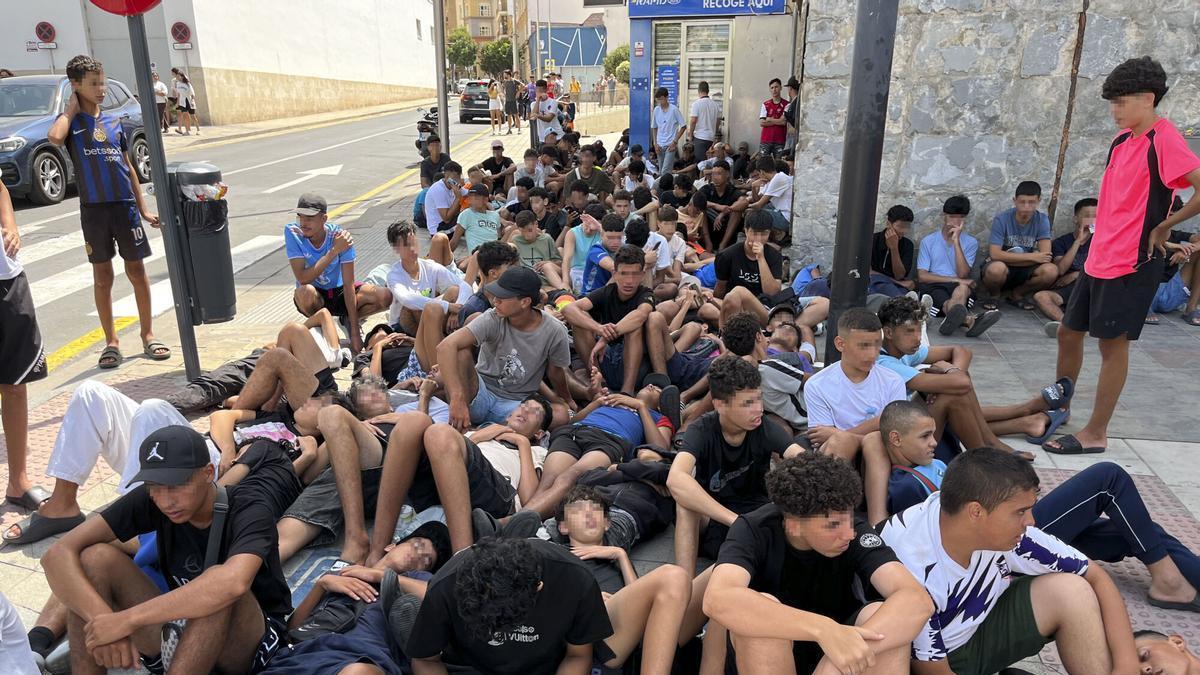 El Gobierno deriva a cuatro menores migrantes procedentes de Ceuta a Extremadura – El Periódico Extremadura