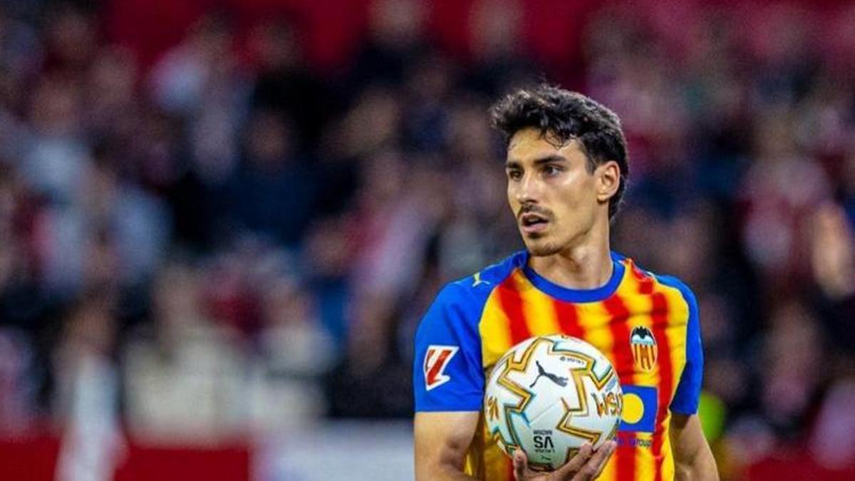 La salida de Almeida del Valencia CF se calienta: esta es su preferencia – Superdeporte