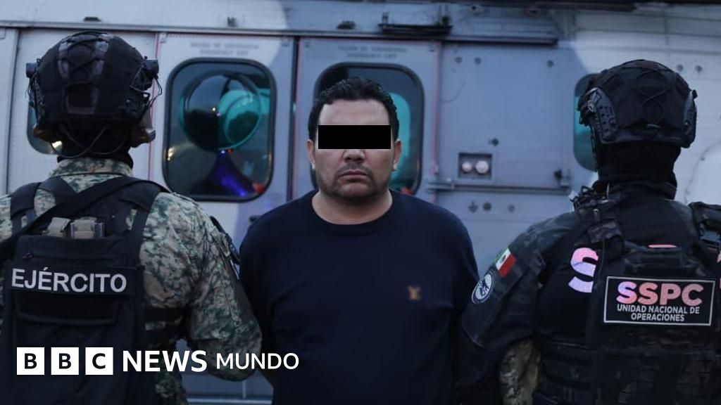 México detiene a R1: quién es el sospechoso de idear el asesinato del alcalde Carlos Manzo y la modelo Valeria Márquez