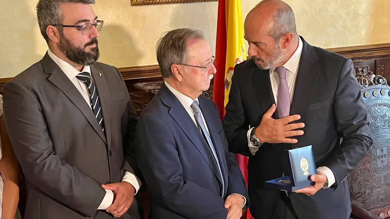 El presidente del Senado se suma a Vivas: pide un cambio legal para futuras entradas masivas