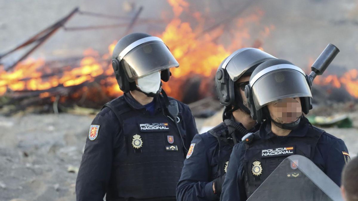 Estallido de violencia racista en Ceuta: grupos organizados atacan a migrantes y vecinos musulmanes