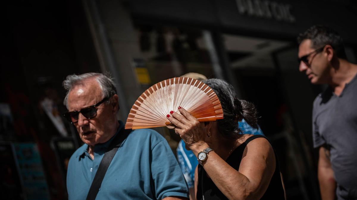 Canarias tardará casi una semana en refrescarse tras la ola de calor: este martes empieza el descenso de temperaturas – La Provincia
