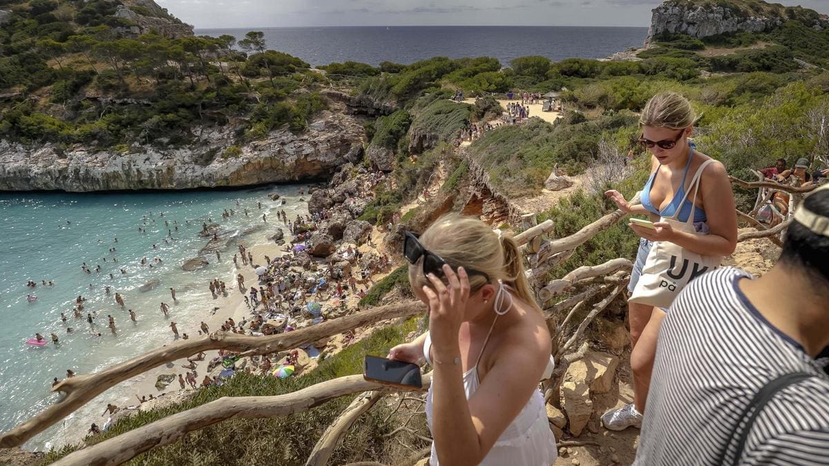 El aviso de un geógrafo sobre Baleares: «Hemos convertido cualquier rincón de las islas en una unidad de producción turística» – cadenaser.com