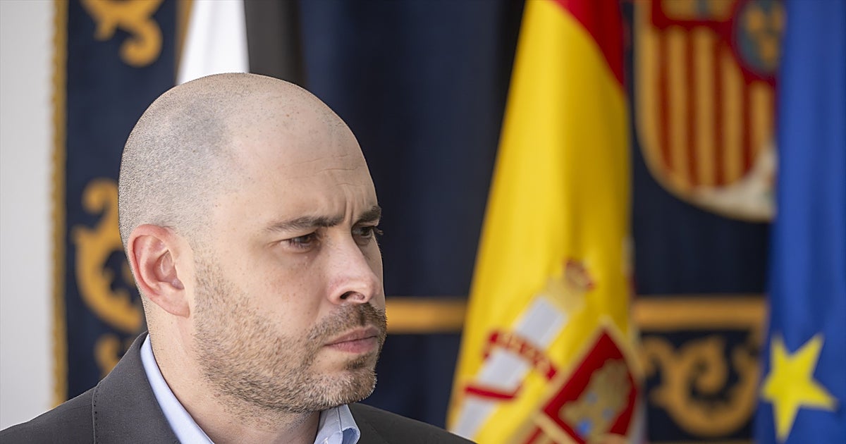 Manos Limpias presenta una denuncia contra el delegado de Ceuta por «no haber impedido la invasión» y la basa en el testimonio de Margarita Robles – ABC