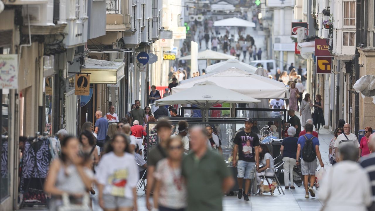 Levantar la persiana de un pequeño negocio cuesta casi 3.000 euros al mes en Galicia – La Voz de Galicia