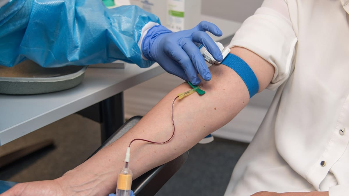 El Banco de Sangre de Cantabria necesita con urgencia donaciones de sangre del grupo 0- – Cadena SER