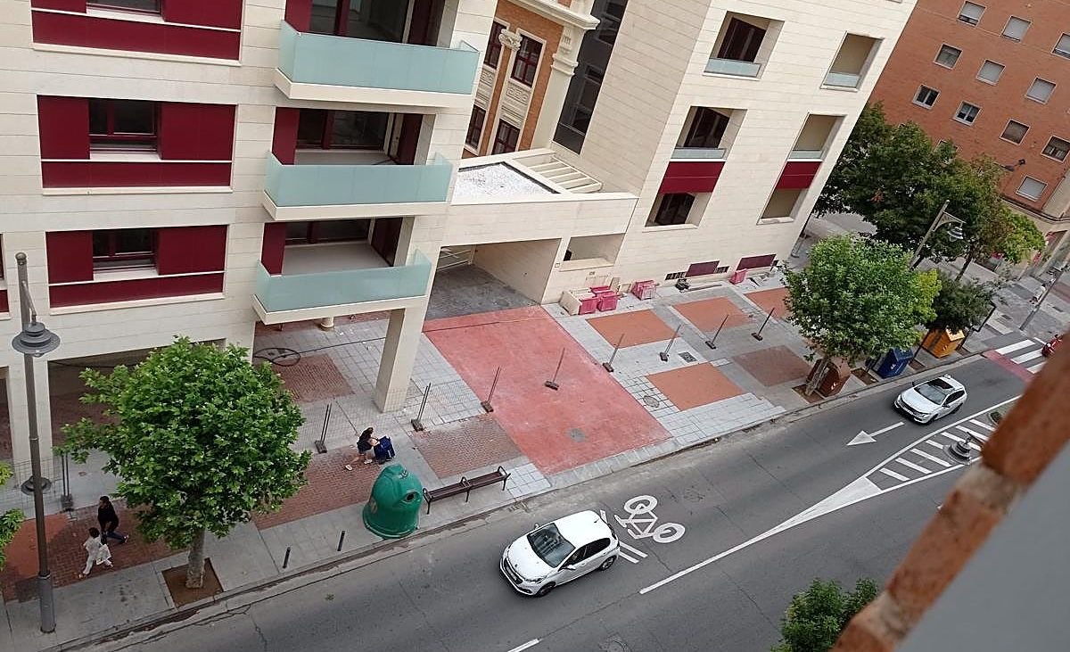 Autobuses, taxis y vuelos, en el Teléfono del Lector de hoy – La Rioja