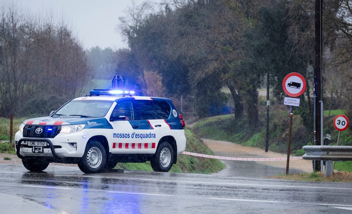 Protección Civil activa en Cataluña la alerta del plan Inuncat y las tormentas causan ya los primeros daños – EL PAÍS