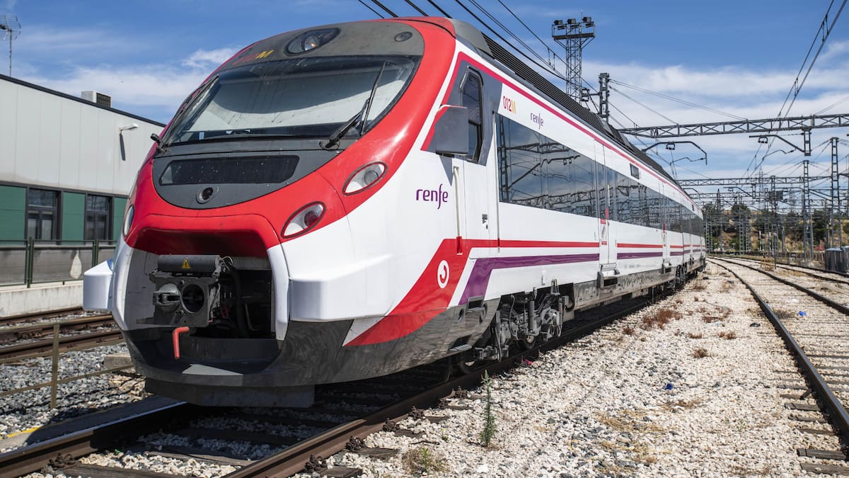 Los Cercanías que conectan València con Gandia, Xàtiva y Castelló renovarán completamente su flota con 41 trenes – Cadena SER