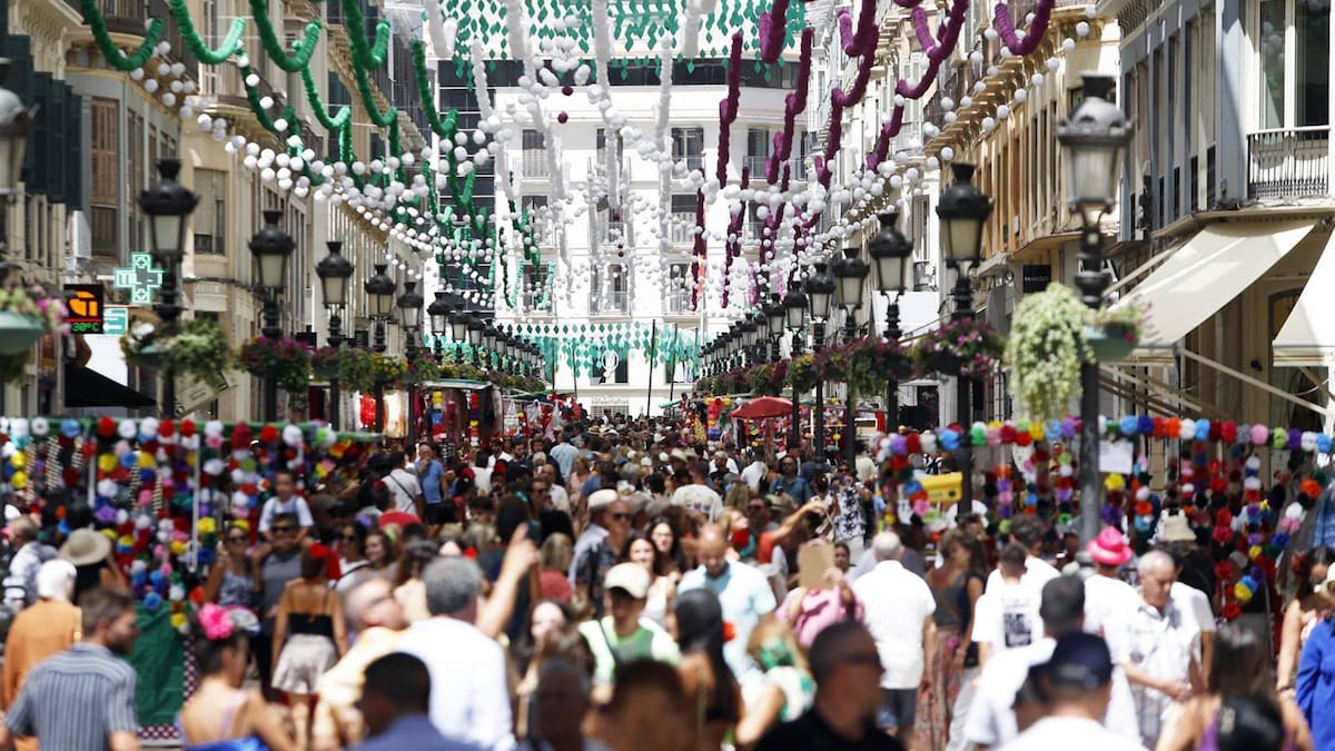 Los hoteleros prevén una ocupación media durante la Feria de Málaga del 88,4% – Cadena SER