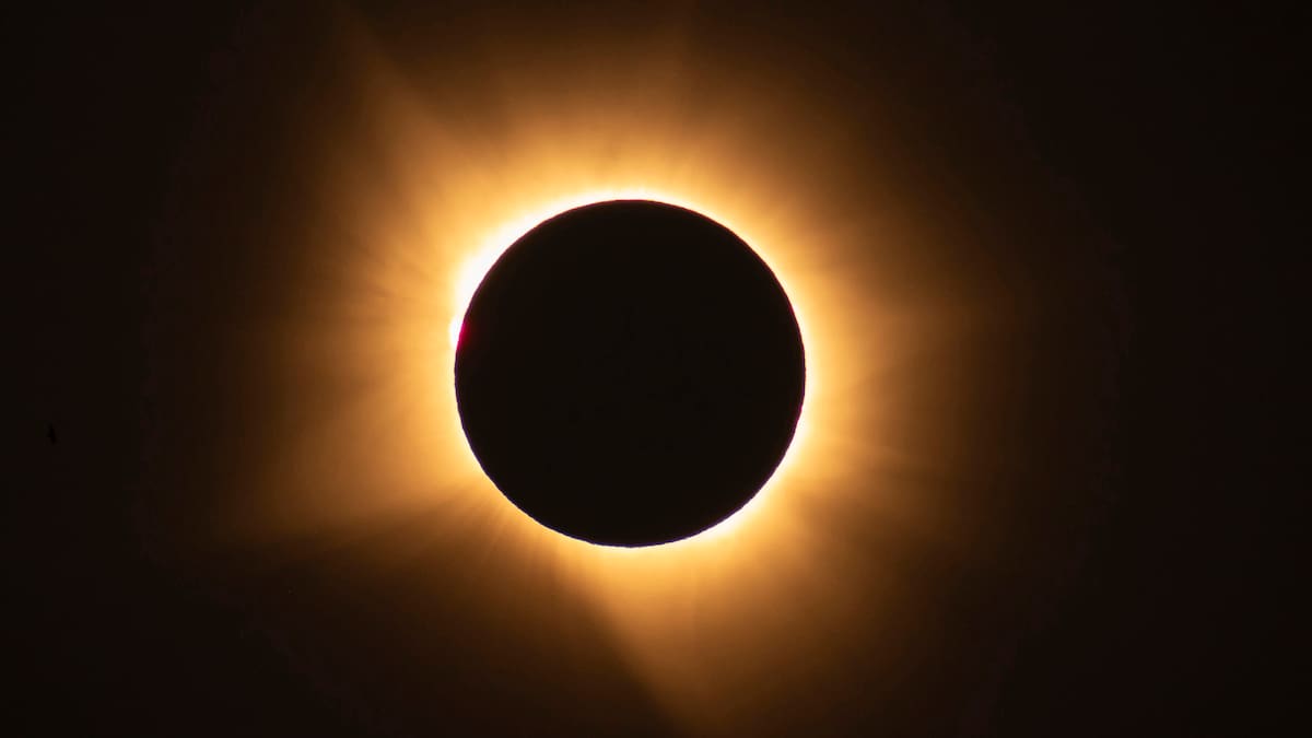 Y por fin llegó el eclipse, pero con nubes en Cantabria – Cadena SER