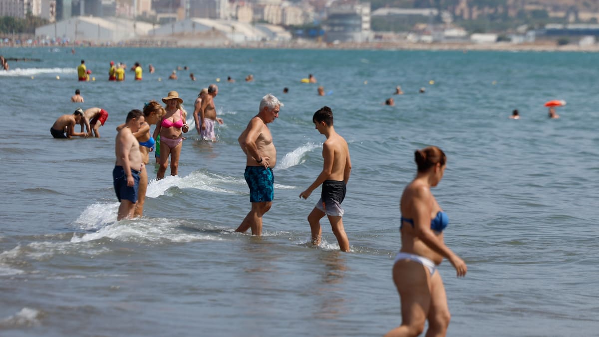 El mar de Málaga se desploma 13 grados en una semana: AEMET confirma el papel del cambio climático – Cadena SER