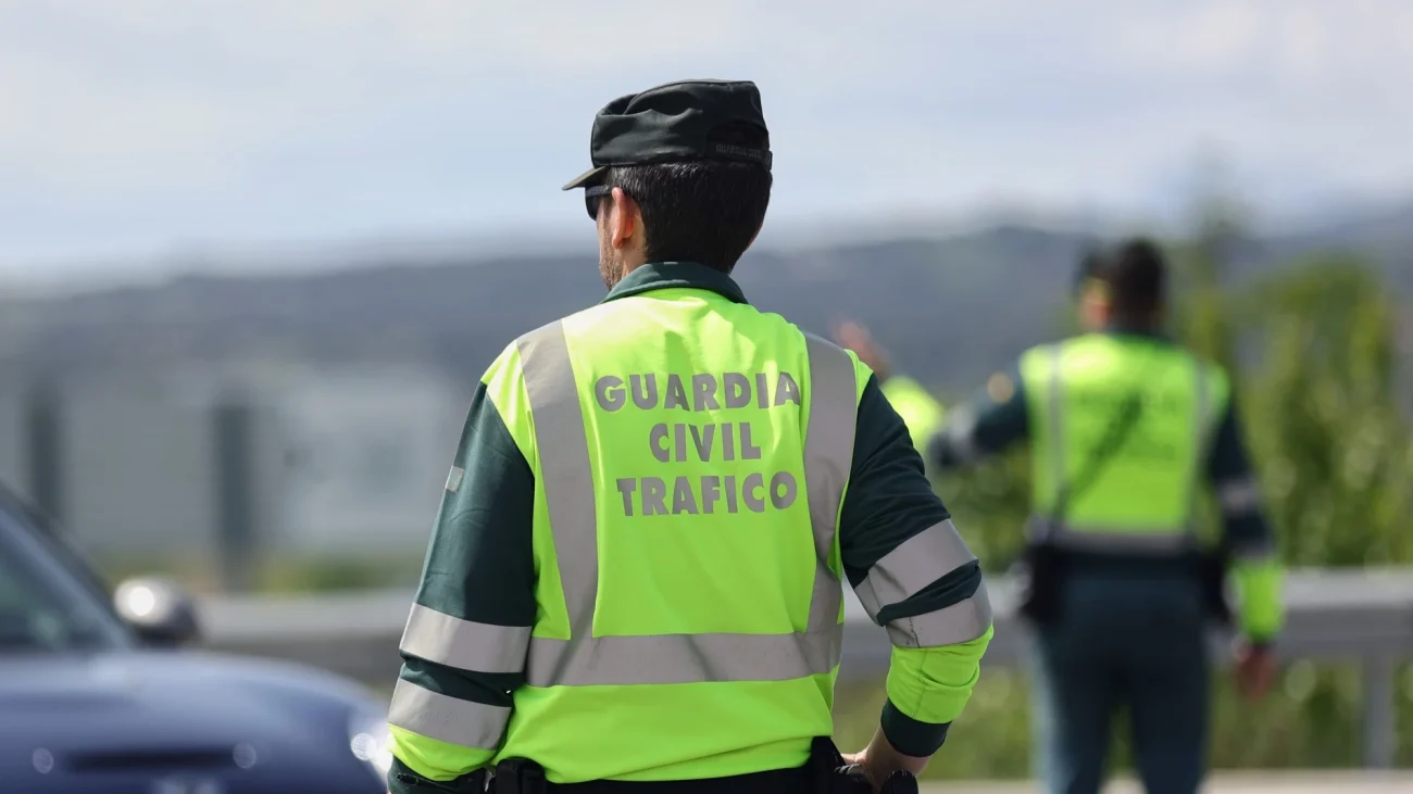 Encuentran a la pareja del video viral en el que aparecían manteniendo relaciones sexuales mientras circulaban en coche por Málaga – La Razón