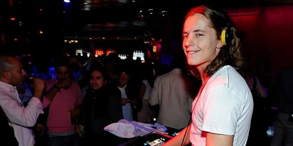 Alarma en la noche francesa: las discotecas parisinas comienzan a cerrar en masa