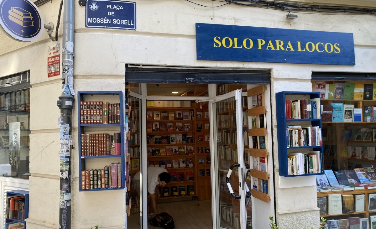 Abre sus puertas en València Solo para locos, la librería ‘hermana’ de Todos contentos y yo también – Valencia Plaza