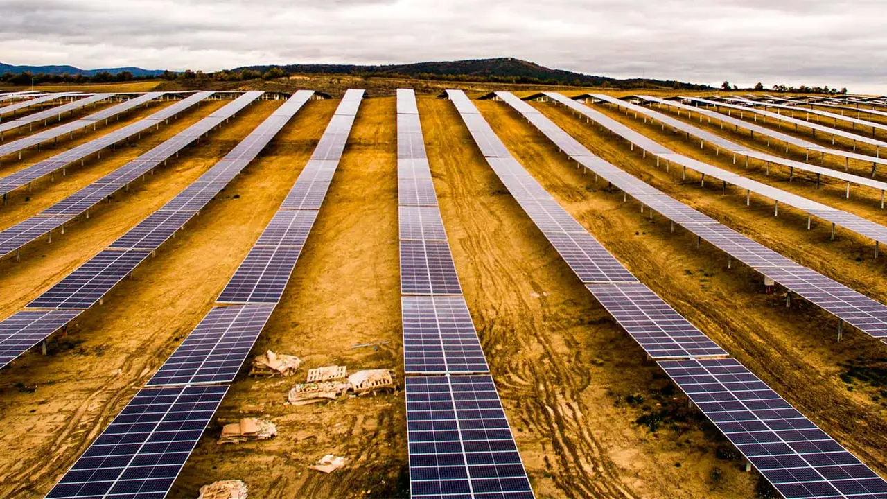 El Ayuntamiento de Ribera Baja exige al Gobierno Vasco que declare nulo y archive el proyecto Solaria Zierbana solar 2 – Onda Cero