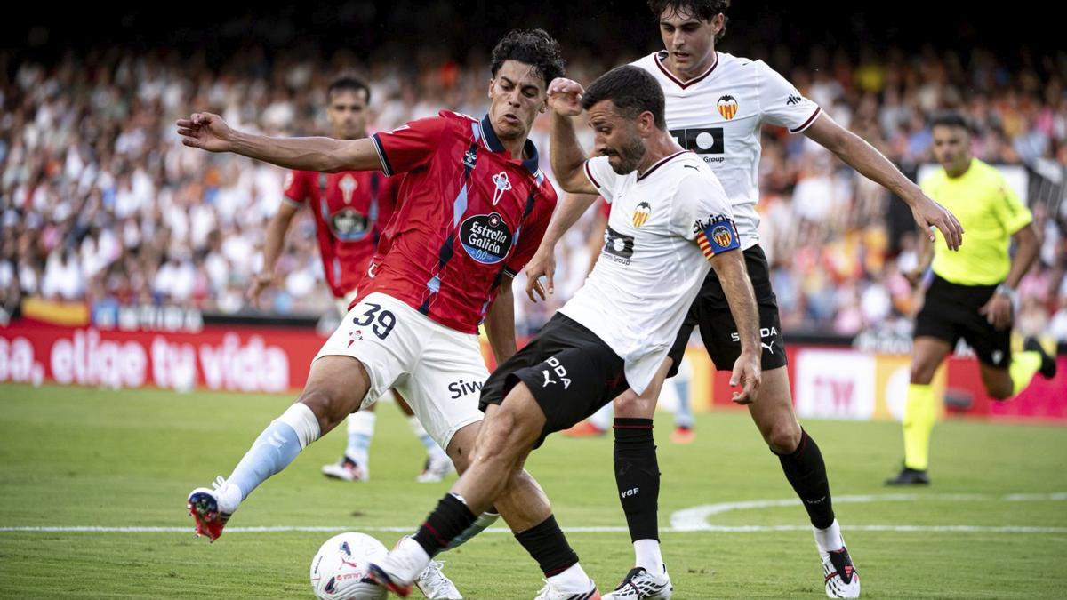 El Celta no encuentra la grieta del Valencia – Faro de Vigo