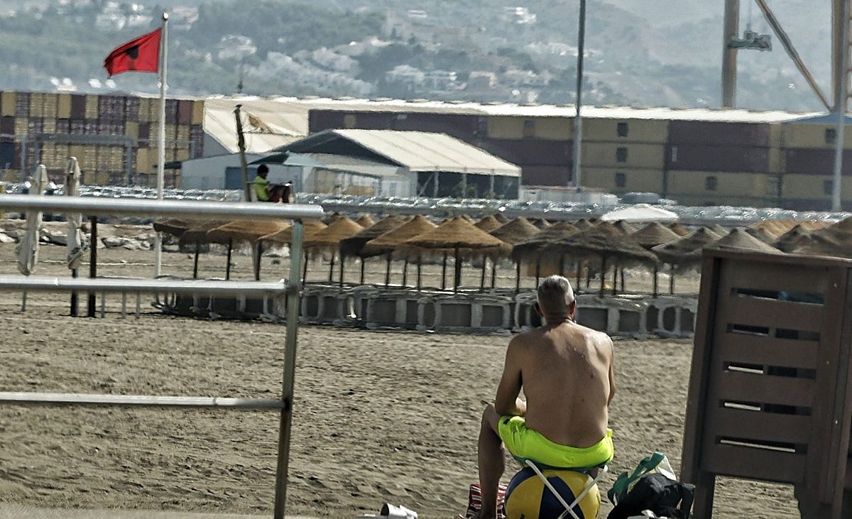 Málaga mantiene cuatro playas cerradas en pleno festivo mientras espera los últimos análisis del agua – Diario Sur