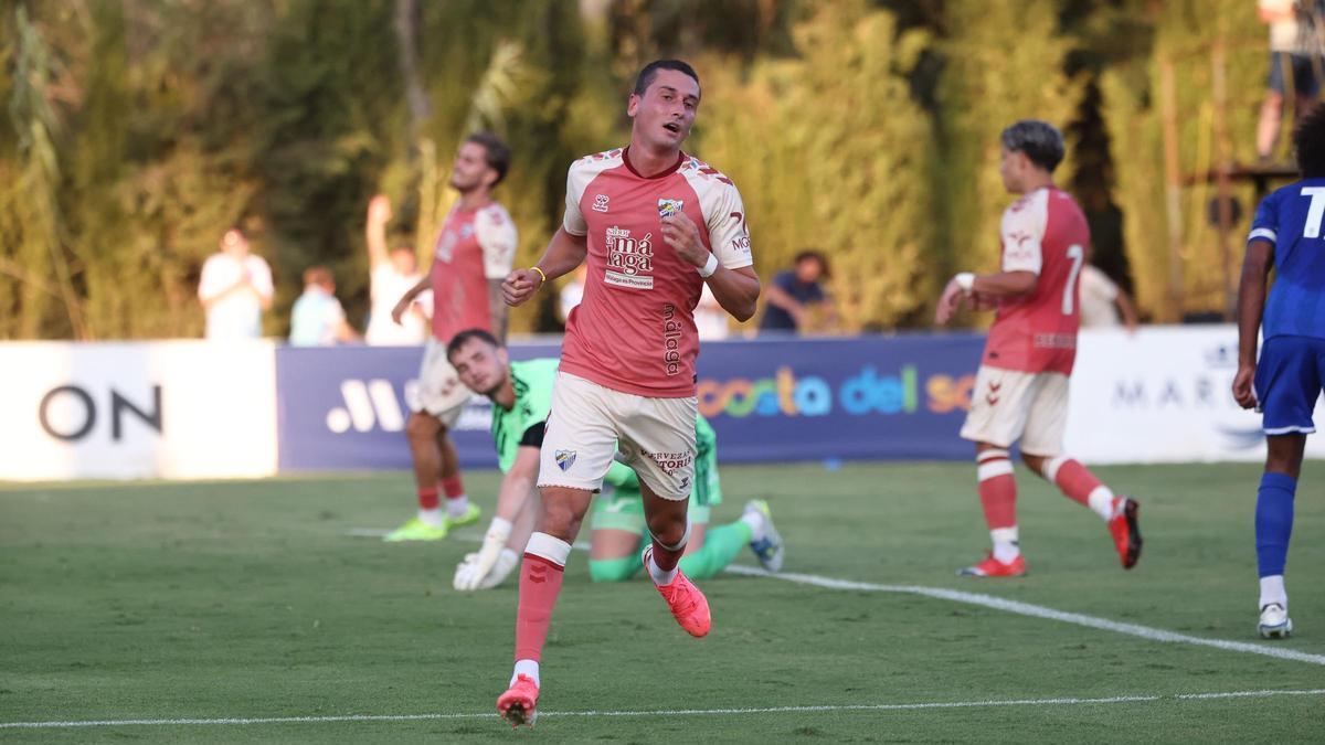 El Málaga CF confirma la lesión de Carlos Dotor en la rodilla derecha: baja para el Metropolitano – La Opinión de Málaga