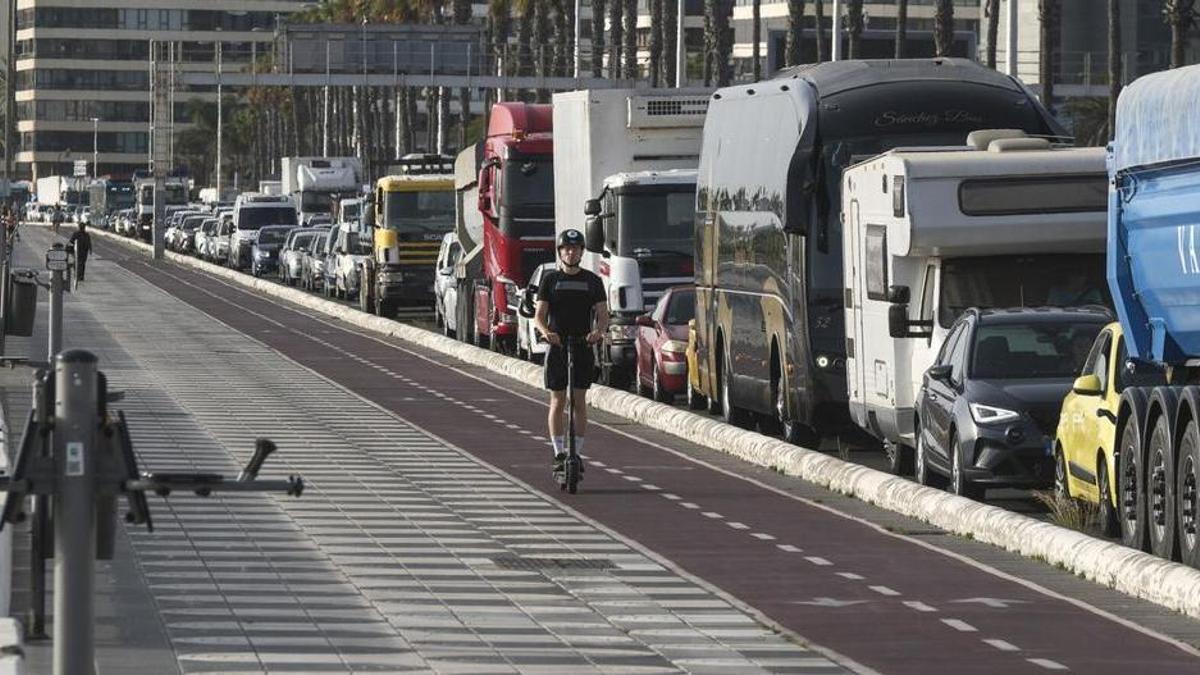 Primer lunes de obras en la GC-3: largas colas en la Avenida Marítima de Las Palmas de Gran Canaria – La Provincia