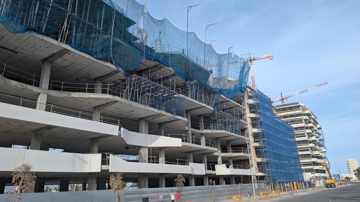 La brecha entre barrios se ensancha en Málaga: casi 4.900 euros en el Este, la mitad en Ciudad Jardín – La Opinión de Málaga