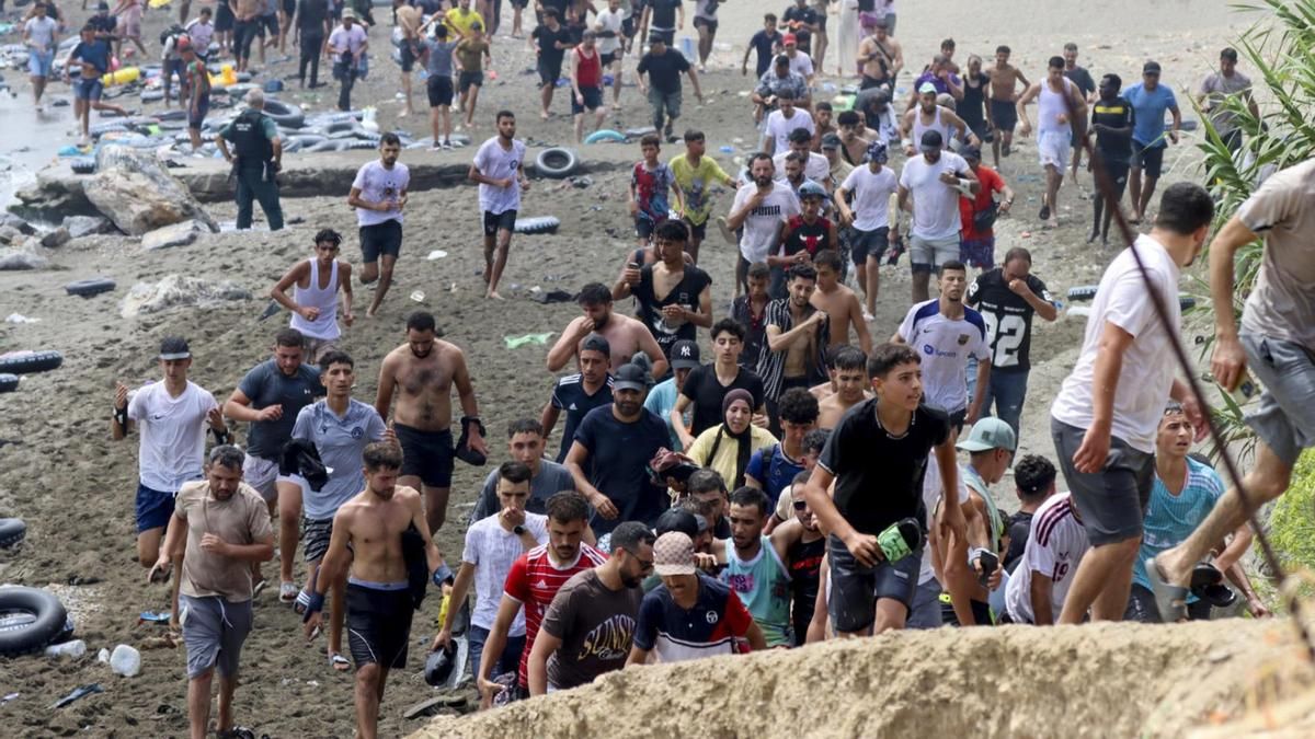Por qué el Gobierno piensa que Marruecos no está detrás de la crisis de Ceuta