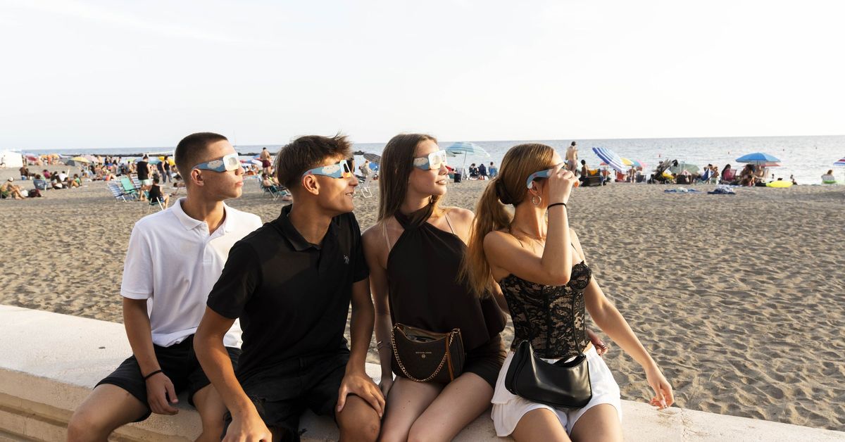 El eclipse solar deja más de 40 urgencias oftalmológicas en Andalucía – Diario de Sevilla