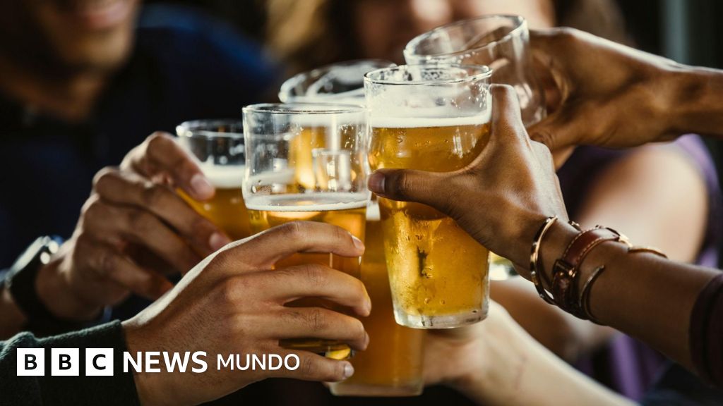 «La generación sobria»: por qué cada vez más jóvenes reemplazan el alcohol por medicamentos para la ansiedad