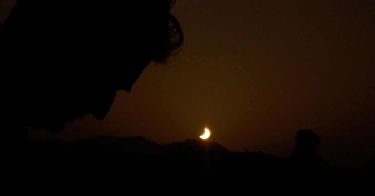 Así te hemos contando el histórico eclipse solar en Málaga – Málaga Hoy