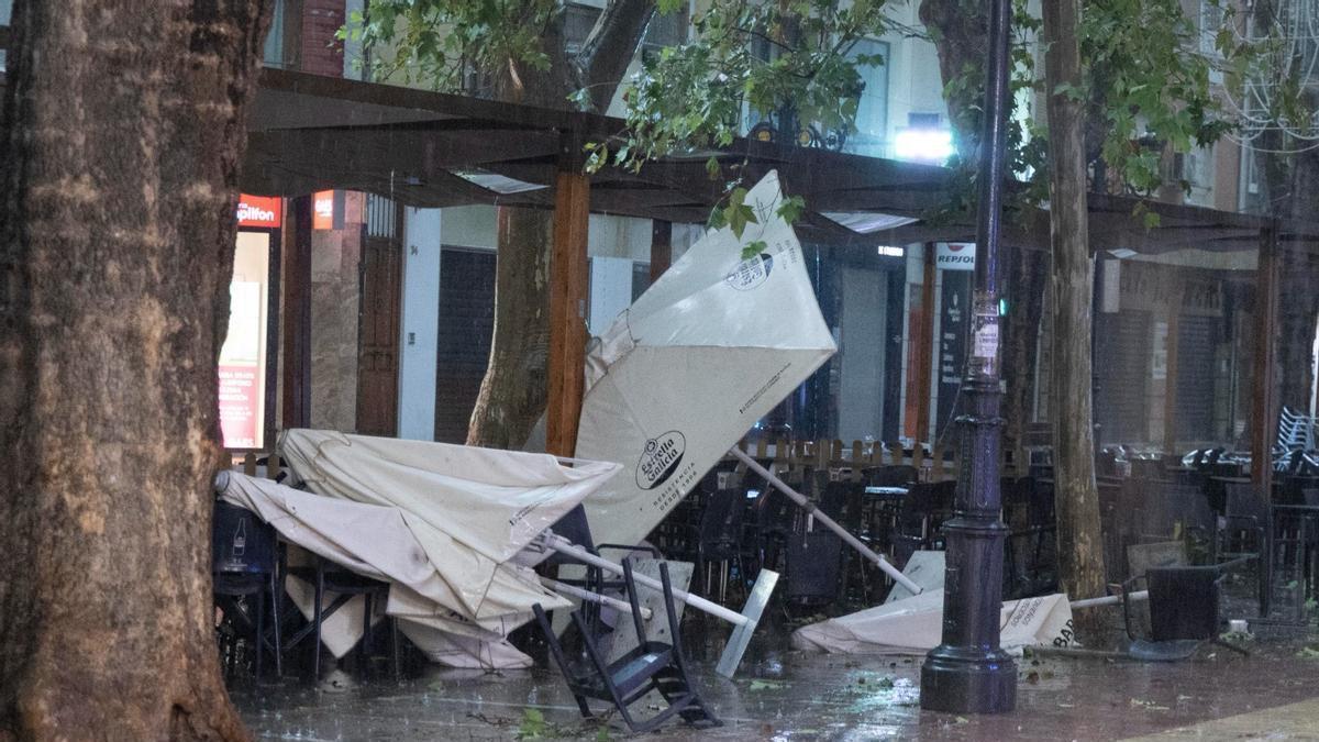 Las tormentas se ceban con el interior de la Comunitat Valenciana: ramblas crecidas tras 186,4 l/m² en Bejís y rachas de 100 km/h en Torás – levante-emv.com