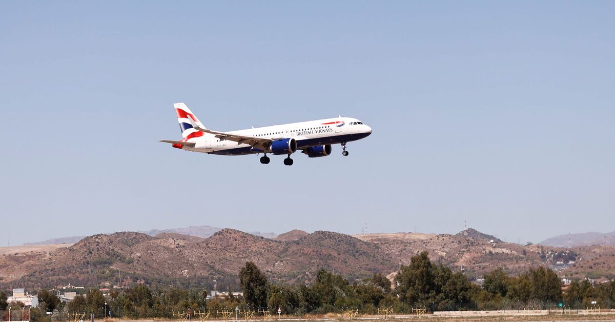 Agosto se despide en Málaga con 600 vuelos diarios y picos de hasta 100.000 pasajeros – Málaga Hoy